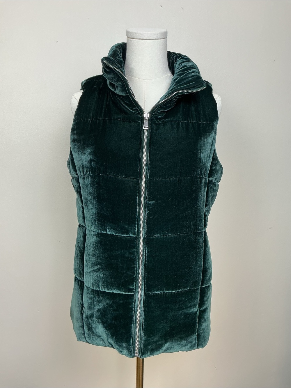 LOFT Velvet Puffer Vest in Emerald Green Size Small